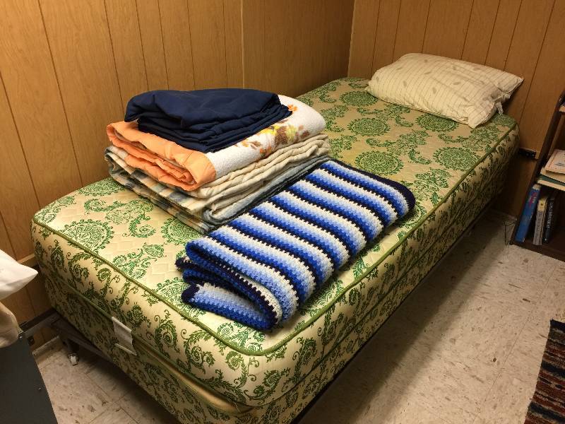 Twin Bed
