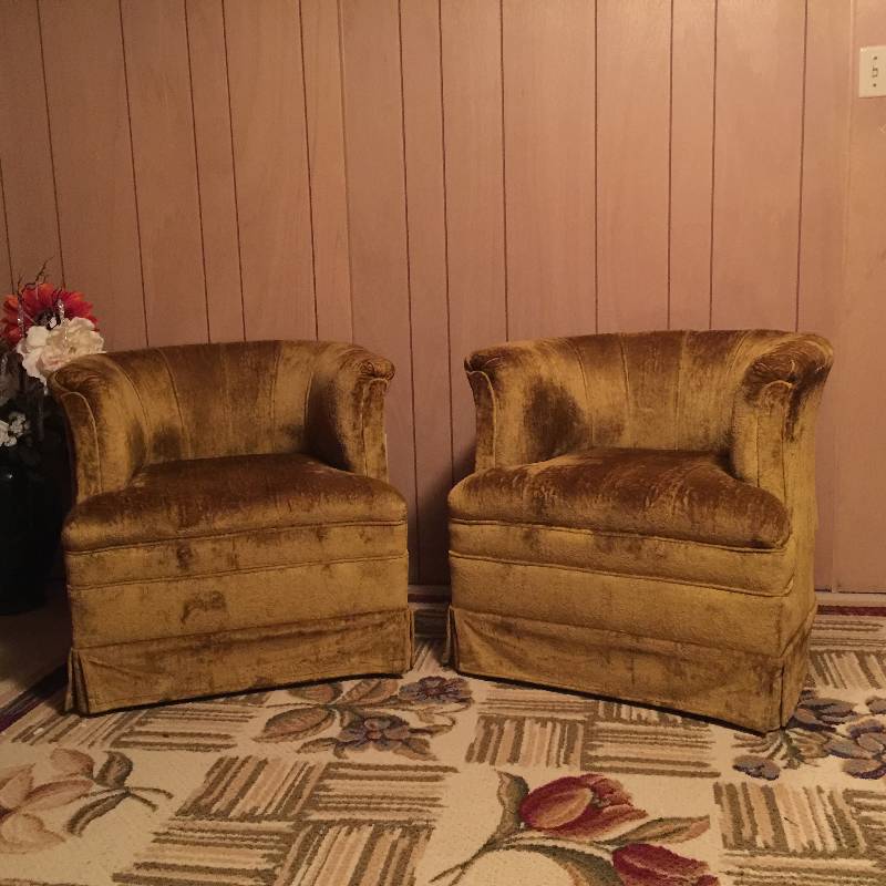2 Chairs
