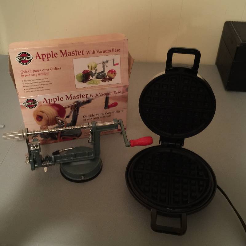 Apple Corer & Waffle Maker