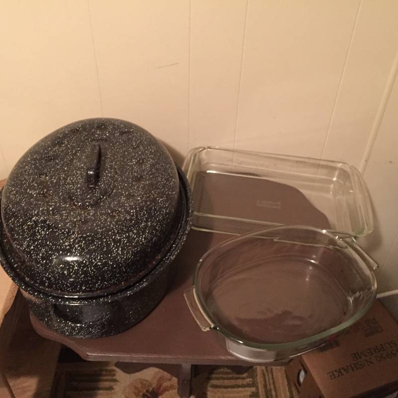 Roaster & Pyrex Pans