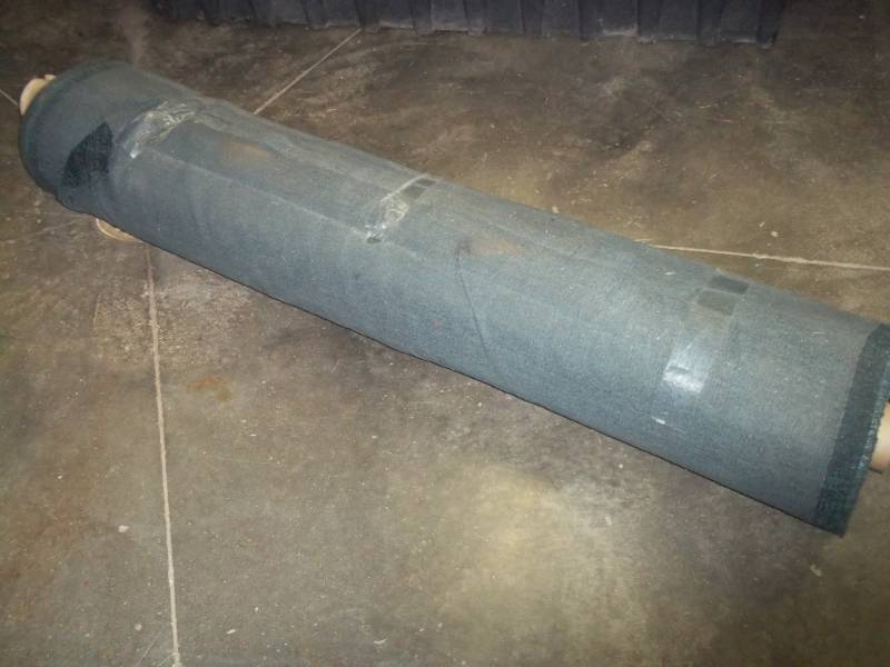 lot 90 image: Roll of Green Fabric  Yards