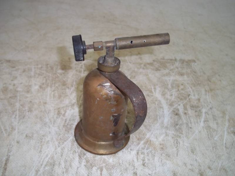 lot 211 image: Vintage Brass Torch