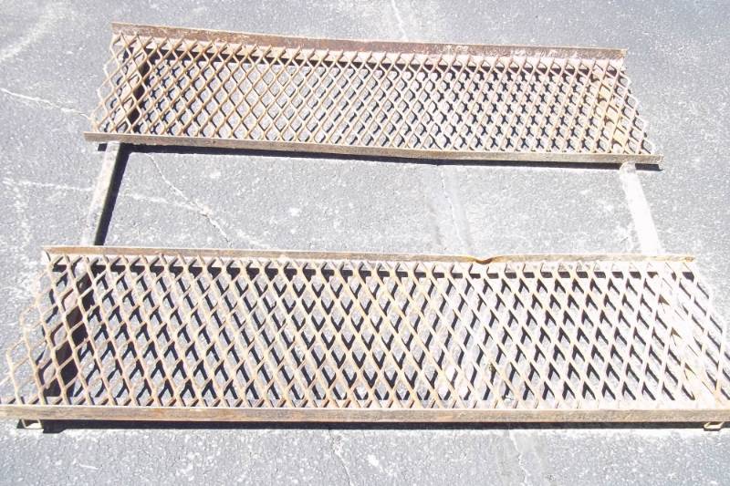 lot 217 image: Lawn Mower Ramp