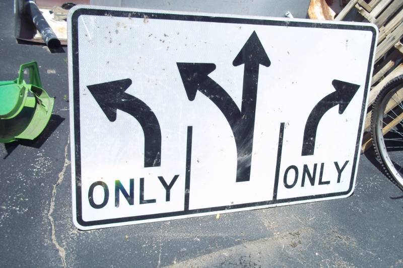 lot 224 image: Aluminum Lane Directional Sign