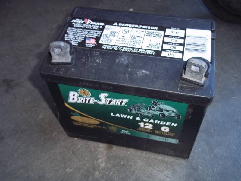 lot 233 image: Lawn Mower Battery