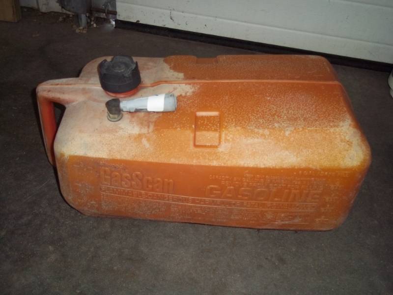 lot 241 image: 6 Gallon  Marine Gas Tank