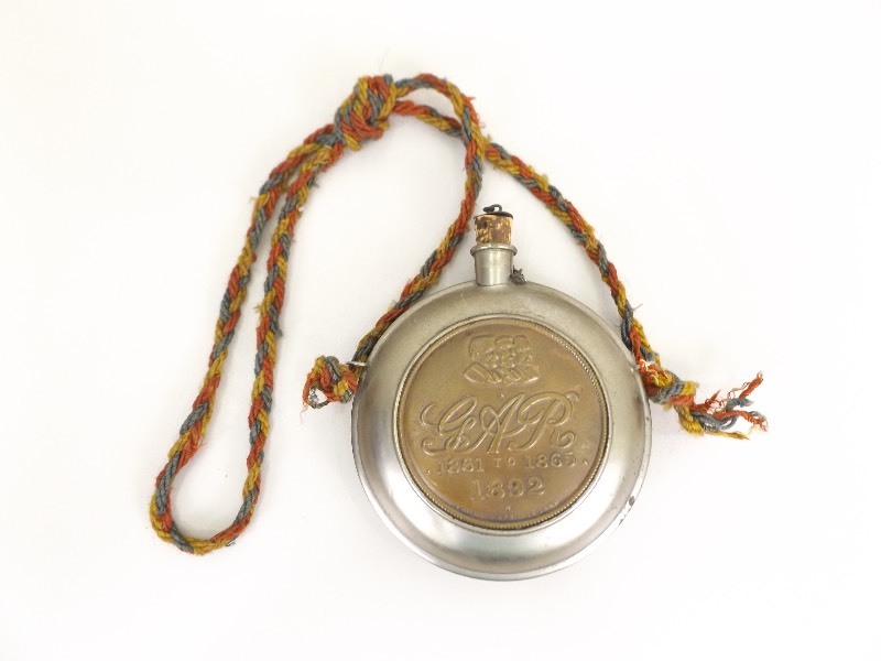 lot 7 image: Antique 1892 GAR Civil War Veterans Canteen