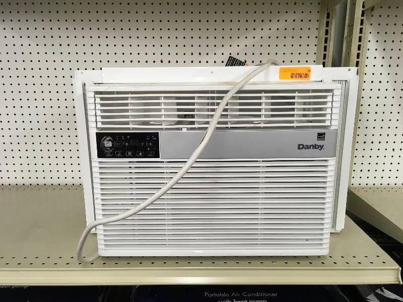 lot 79 image: 12,000 BTU DANBY ROOM AC UNIT
