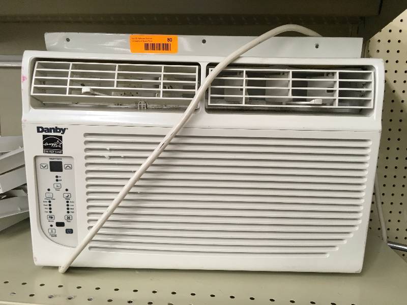 lot 80 image: 8,000 BTU DANBY ROOM AC UNIT