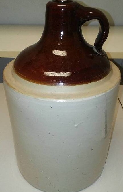 lot 170 image: 1 gallon crock jug