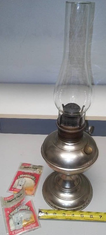 lot 156 image: Plume and Atwood Silver tone oil lamp