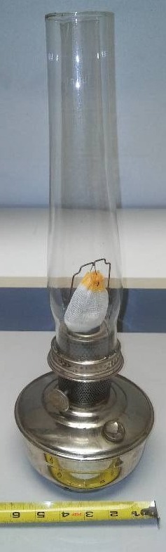 lot 159 image: Aladdin No. 12 silver tone oil lamp