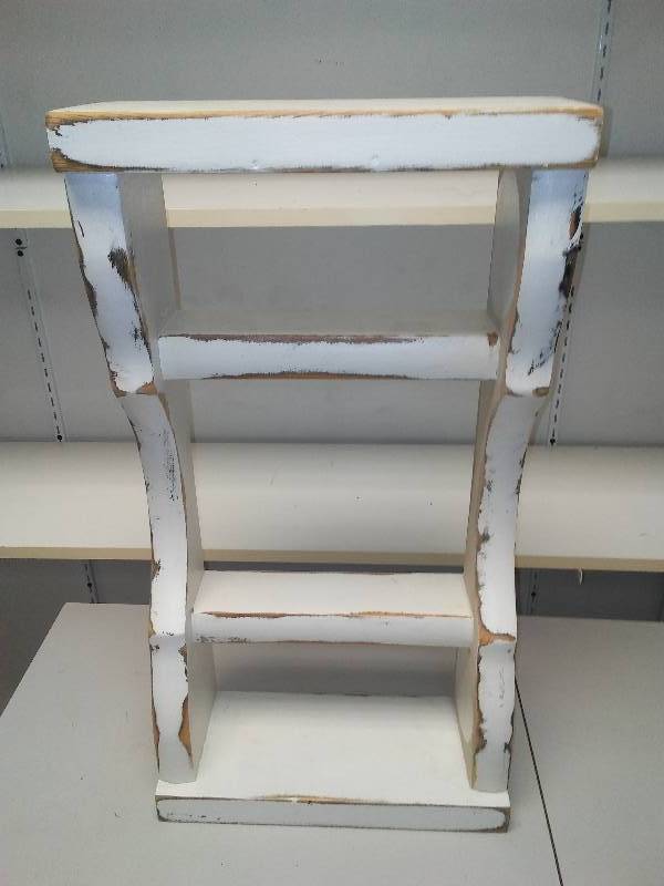 lot 177 image: Fabulous 2 inch thick patina Shelf