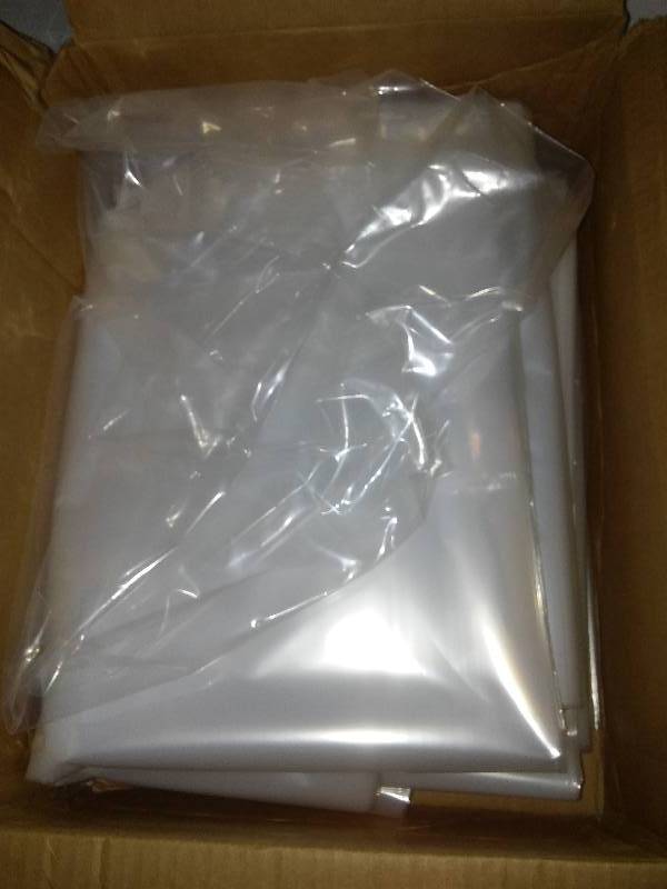 lot 213 image: Plastic bags, case of 250