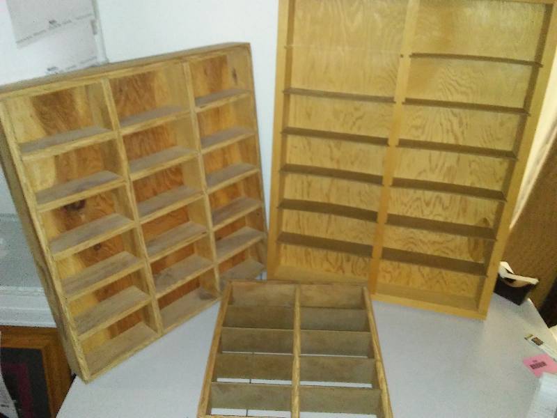 lot 223 image: 3 wood boxes with dividers
