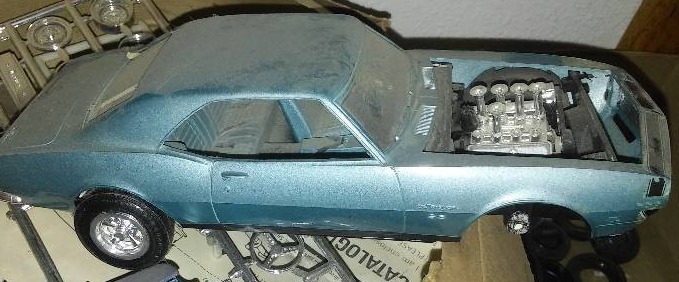 lot 258 image: 125 Scale Models 51 Chevy, Buick Wildcat, 68 Camaro spare parts and more