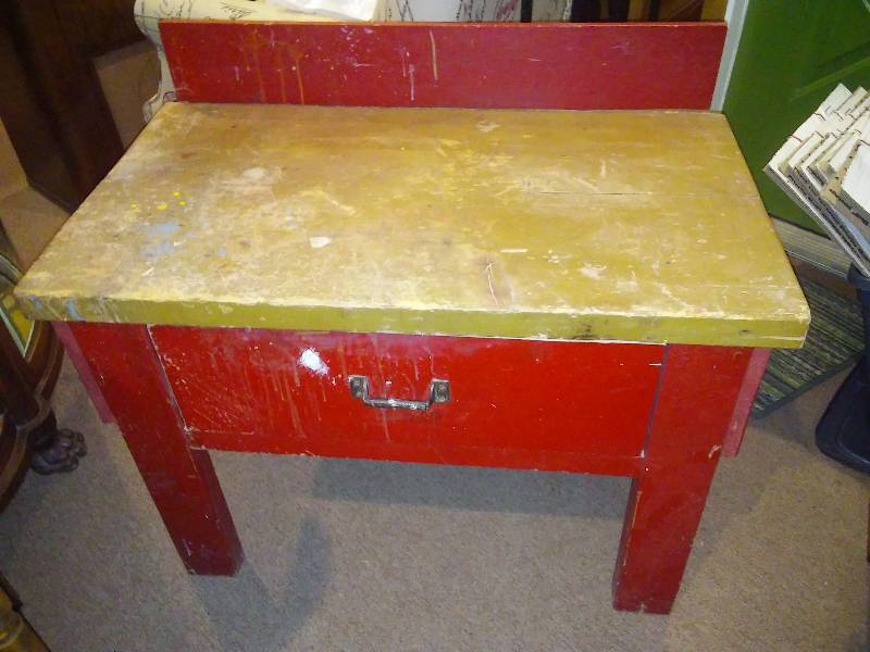 lot 266 image: Rustic bench with drawer 33.5 X 19.5 x 24 in high