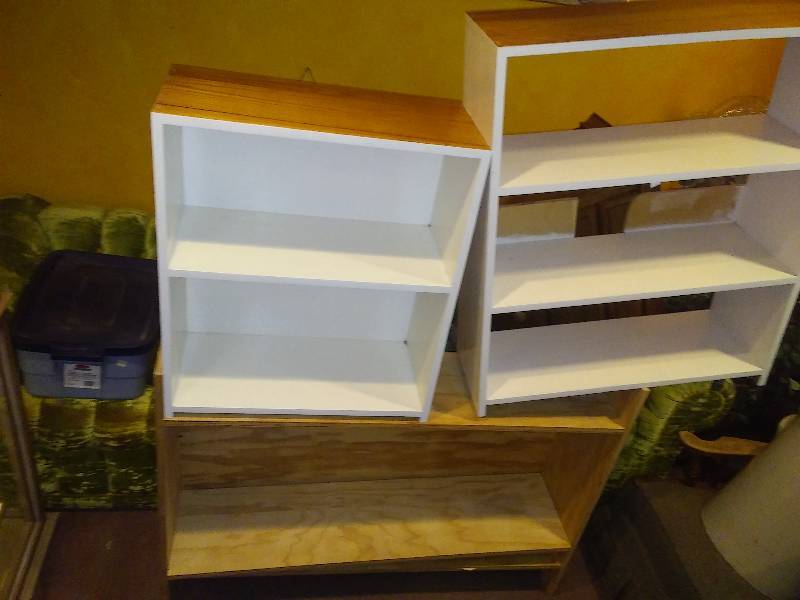 lot 269 image: 3 shelves, painted Oak (2) plywood (1)