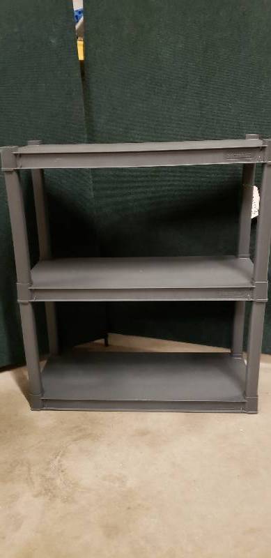 lot 21 image: Sterilite 3 Shelf Unit