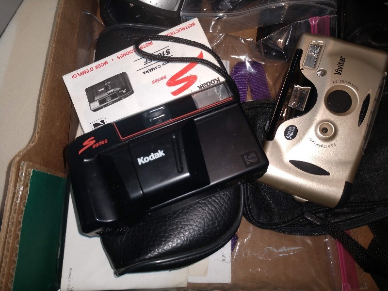 lot 58 image: Vintage Digital Cameras