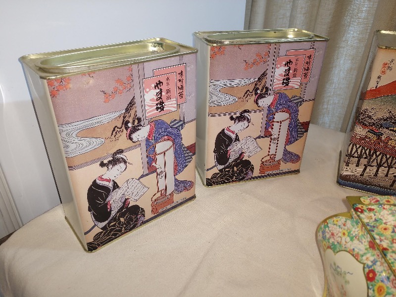 lot 103 image: Oriental Tea Tins (4) and Floral Tin Made in Holland