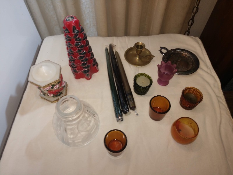lot 104 image: Variety of Candleholders and Candlesticks