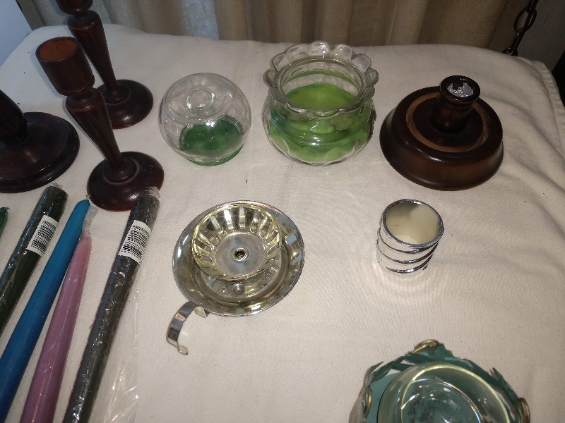 lot 105 image: Variety of Candleholders and Candlesticks