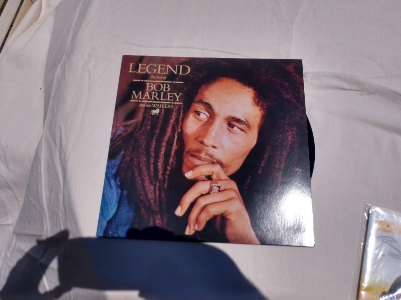 lot 124 image: LEGEND the Best of Bob Marley and the Wailers Vinyl 