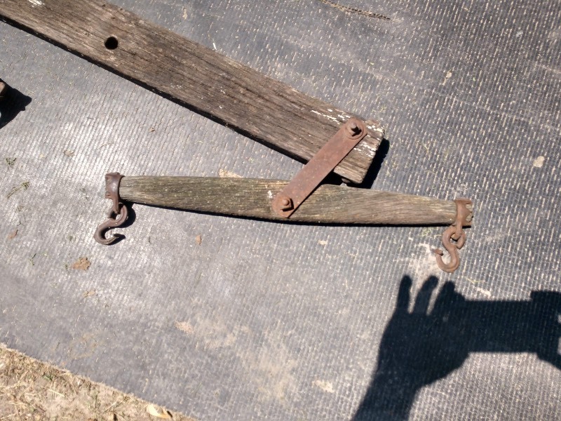 lot 128 image: Vintage Wood and Iron Double Tree HorseOx Yoke