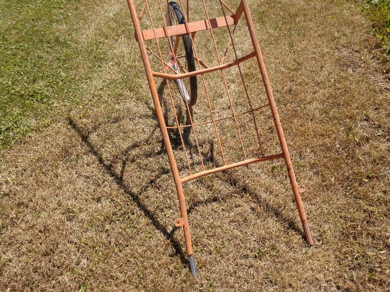 lot 27 image: Orange Game Tote Cart For Hunters Retrieving Big Game