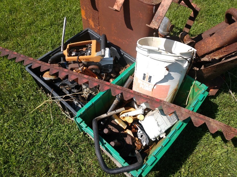 lot 146 image: Lot of Industrial and Farm Items Please Inspect