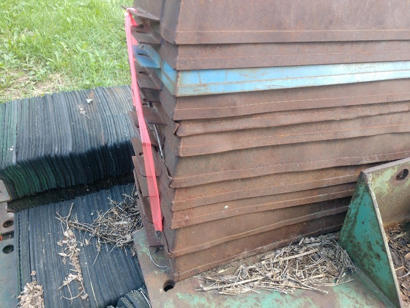 lot 153 image: Heavy Duty Industrial Parts Bins and Industrial Items