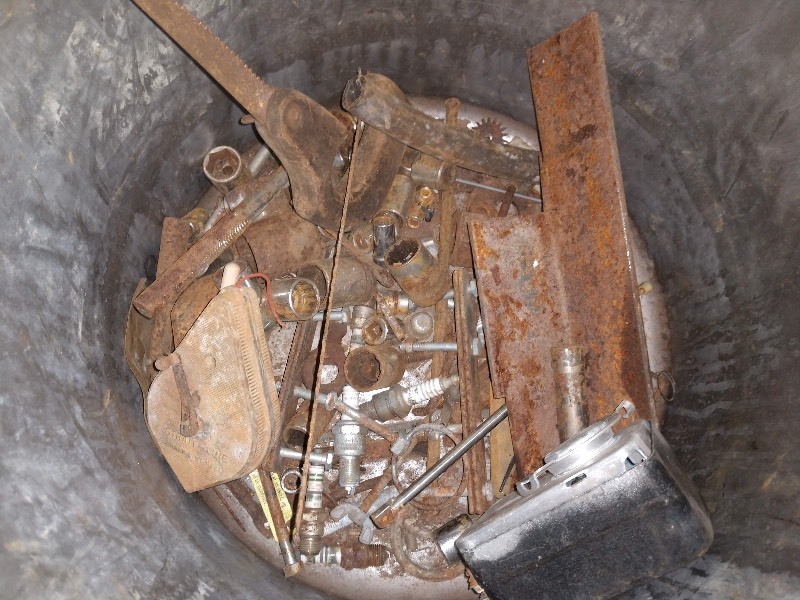 lot 12 image: Commercial Kitchen Heavy Duty Stock Pot and HardwareTools Inside