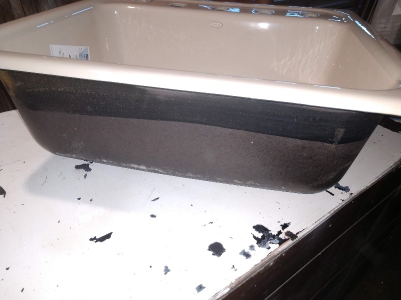 lot 90 image: NEW Cast Iron Sink 