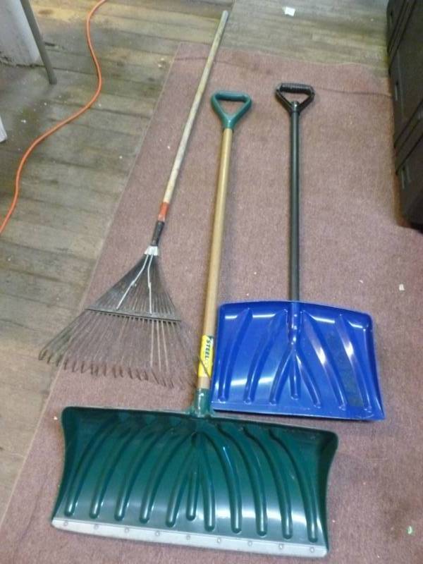 Snow Shovels
