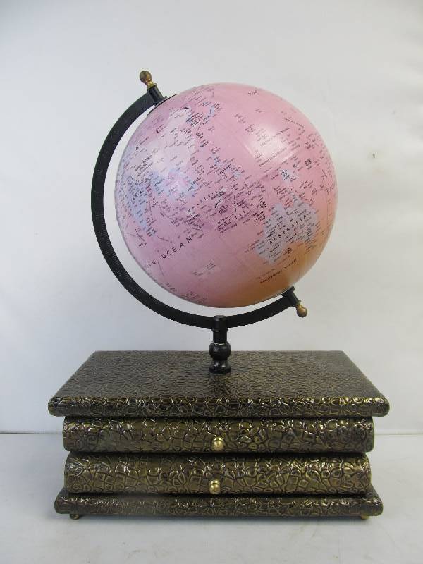 lot 19 image: Pink Globe wStorage Drawers