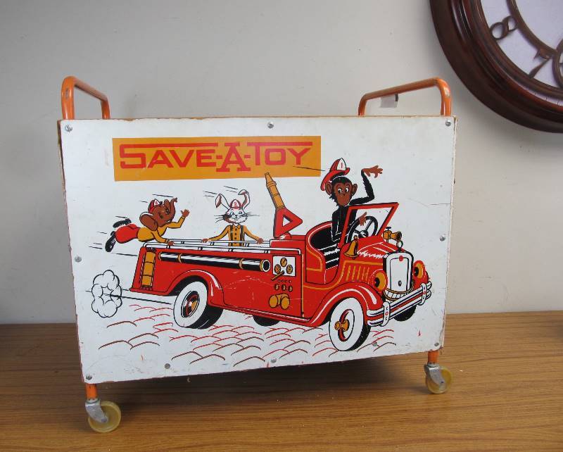 lot 20 image: Vintage 1960s Rolling SAVE-A-TOY Wooden Toy Bin
