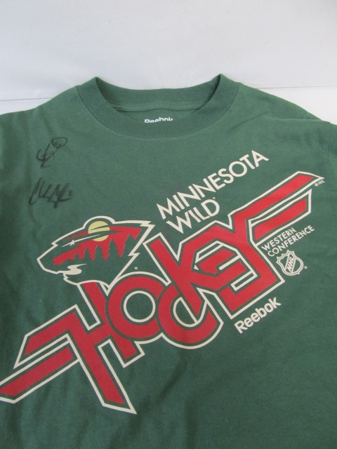 lot 10 image: SIGNED Charlie Coyle & Jason Zucker Minnesota Wild T-Shirt 