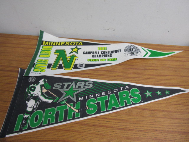 lot 12 image: 2 Vintage MN NORTH STARS Felt Pennants