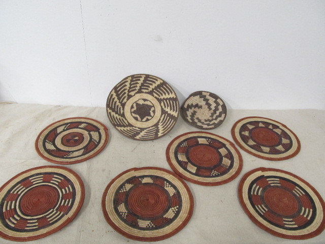 lot 46 image: Hand Woven Southwestern Baskets & Place Mats