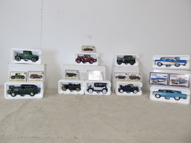lot 67 image: Lot of MINT IN BOX Diecast National Motor Museum CarsTrucks
