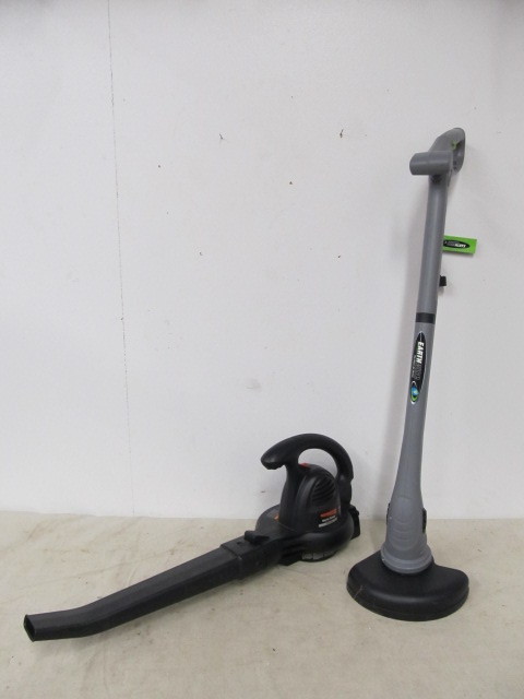 lot 75 image: Working Leaf Blower & Weed Whip