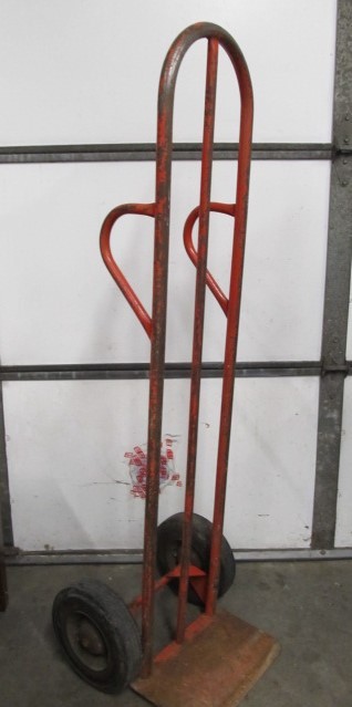 lot 95 image: Heavy Duty Steel 2-Wheel Dolly