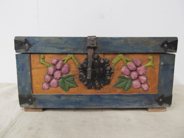 lot 118 image: NICE Hand Carved Wood & Iron Small Chest wKey