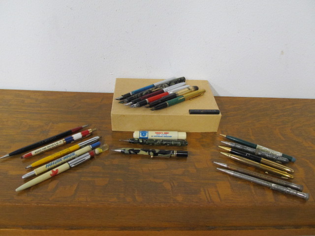 lot 136 image: Group of Vintage Pens - Fountain, Ballpoint, Advertising etc.