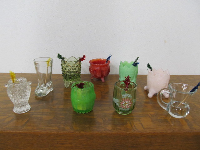 lot 142 image: Collection of Vintage Toothpick Holders