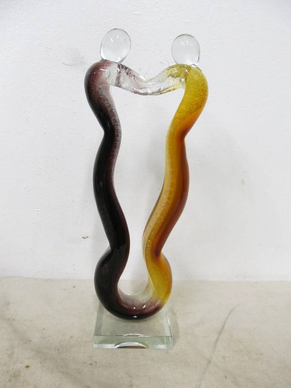 lot 174 image: Large Art Glass Couple Sculpture