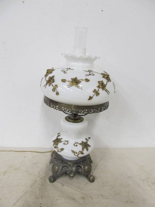 lot 180 image: Vintage Glass Hurricane Lamp