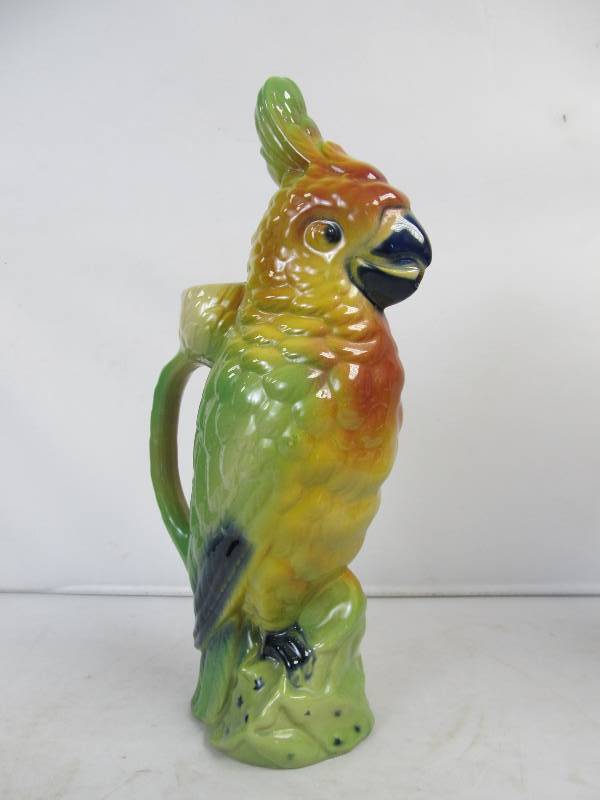 lot 3 image: Original 1930s St. Clement French Majolica Absinthe Decanter