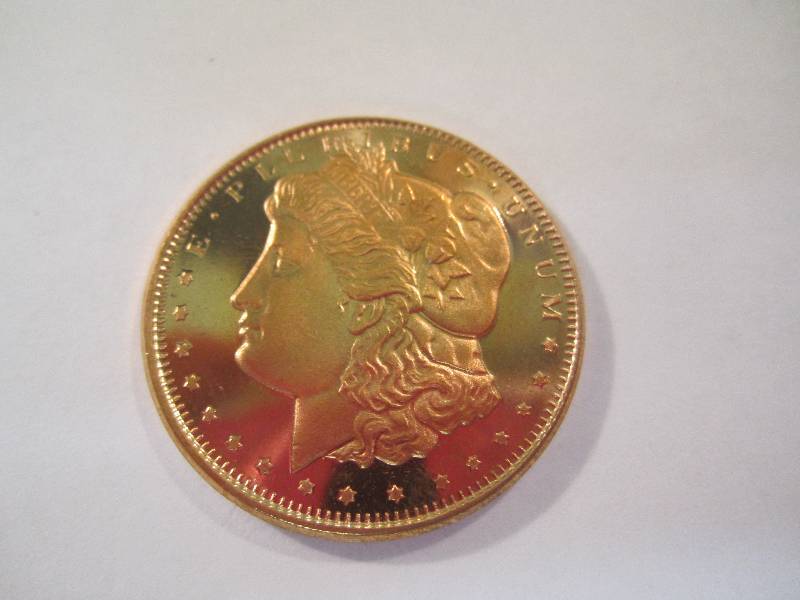 lot 9 image: 12 Ounce 999 Fine Copper Golden St...